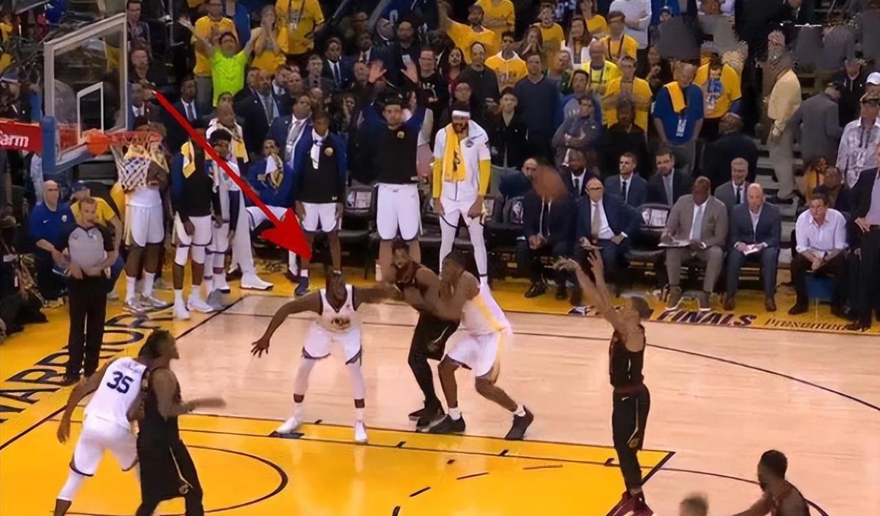 详细阅读:nba历史罚球榜(nba历史罚球最准的球员) nba历史罚球榜(nba历史罚球最准的球员)